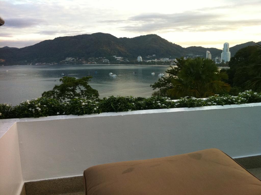 Atika Villas Patong Exteriör bild