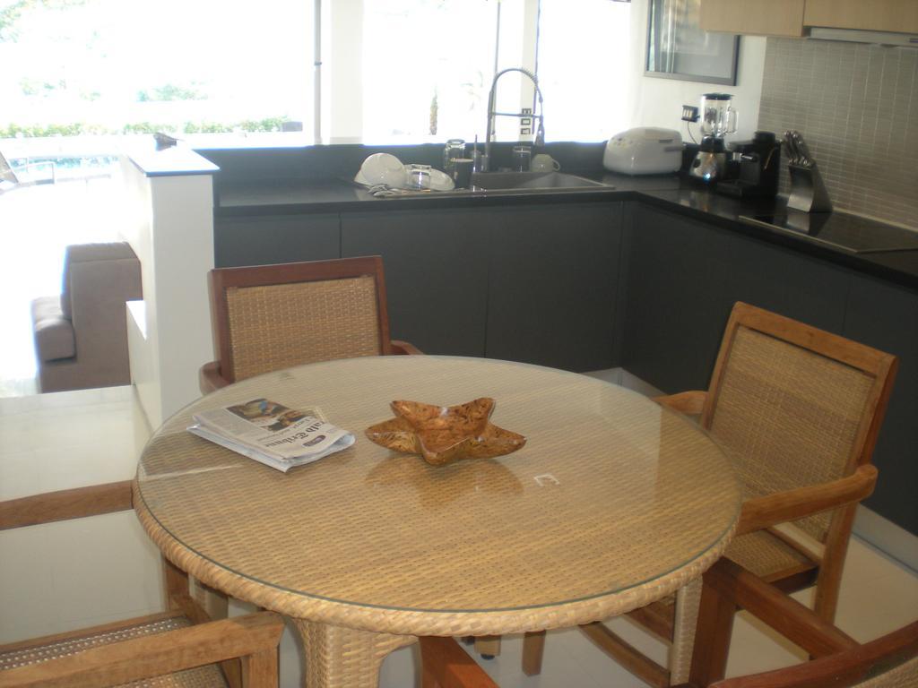 Atika Villas Patong Exteriör bild